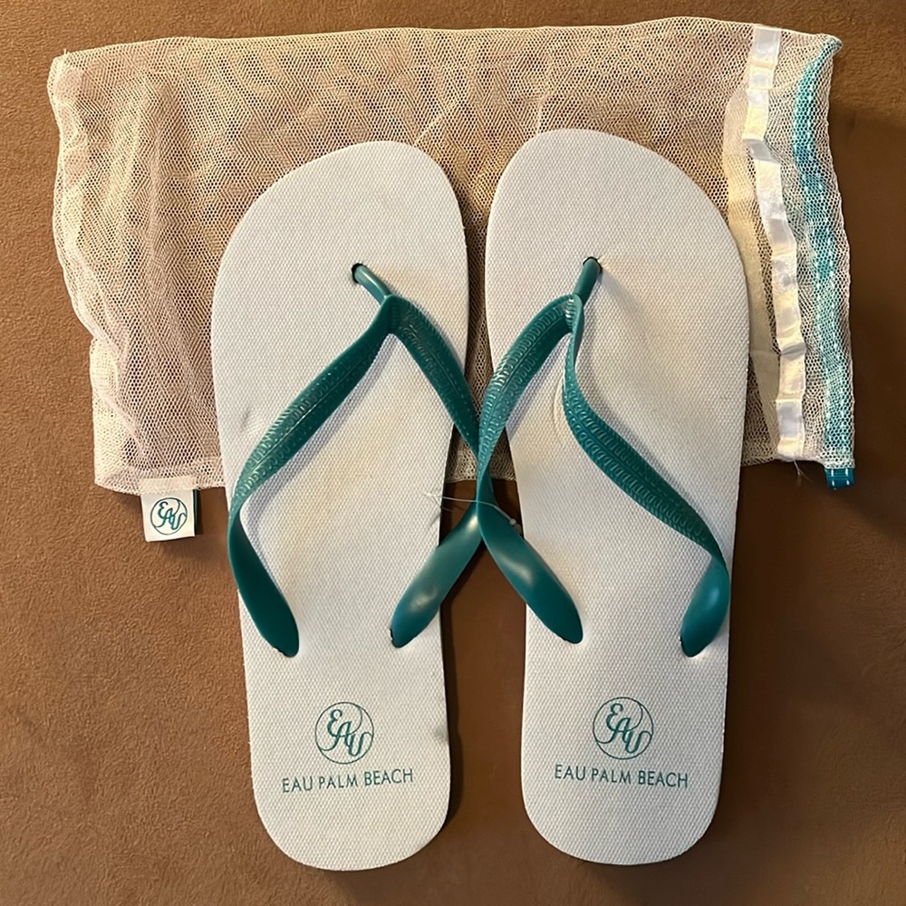 Exclusive Unisex Flip Flops From Eau Palm Beach Hotel